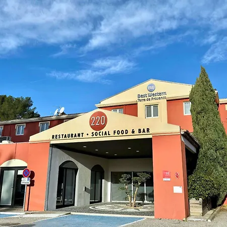 Western Terre De Provence מלון